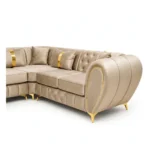 Expo Chesterfield Tisuti Luxury Suite - Image 3
